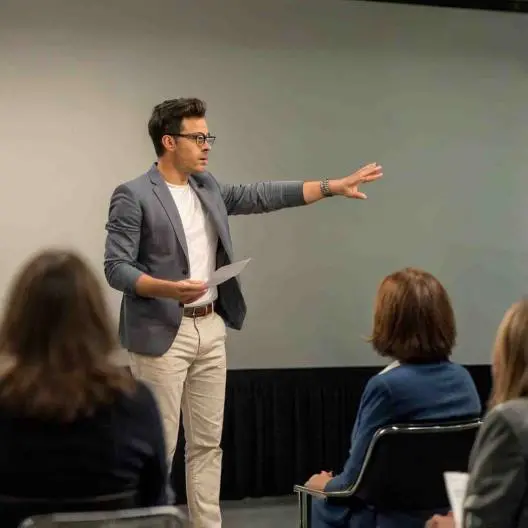 The Power of Thought Leadership and PR for Financial Advisers: How to Grow Your Firm, Build Your Brand, and Attract More Clients
